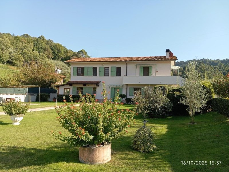 Villa in Camaiore