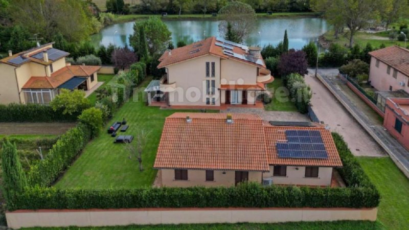 Villa a Cascina