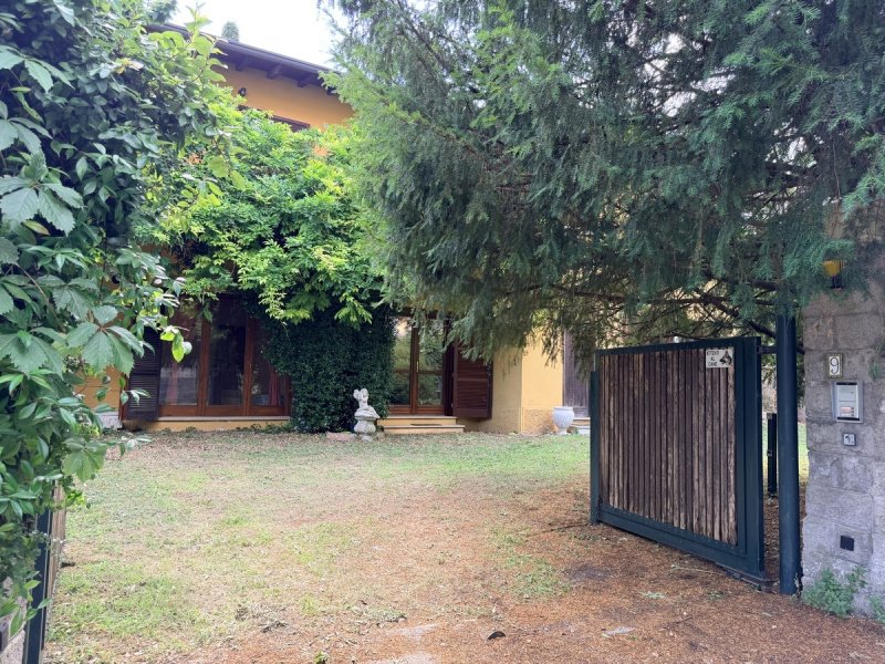 Villa in Gardone Riviera