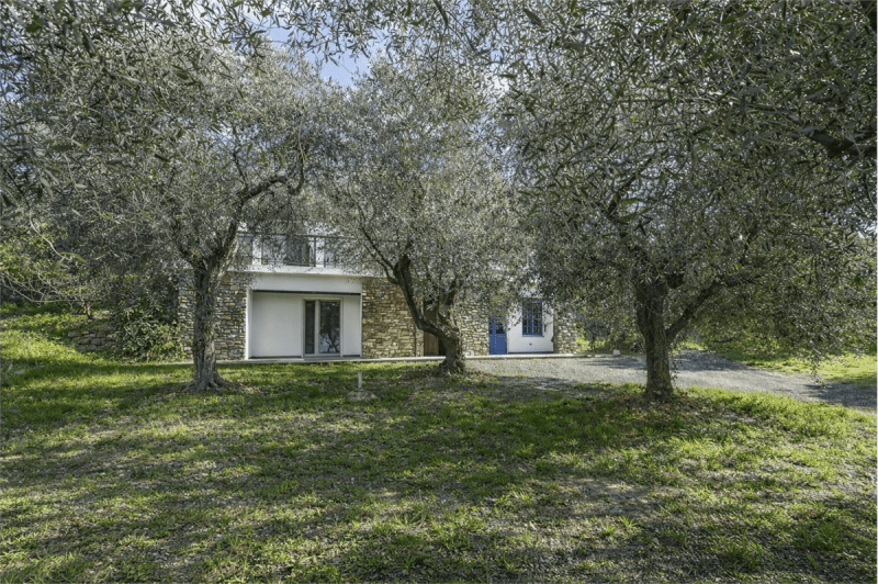 Villa in Imperia