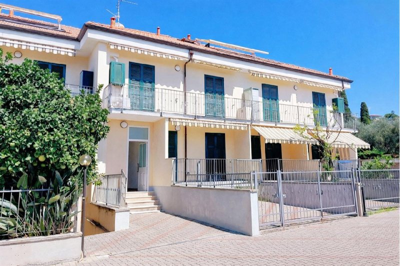 Квартира в Диано-Марина