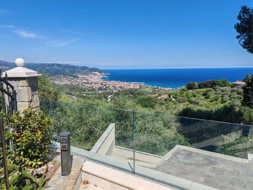 Villa a Diano Marina