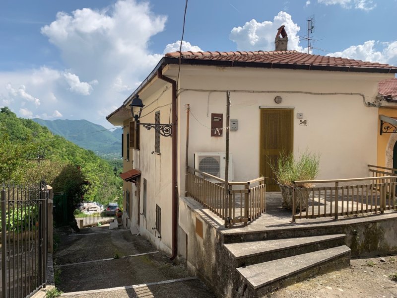 Casa semi indipendente a Settefrati
