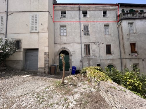 Apartamento em Atina