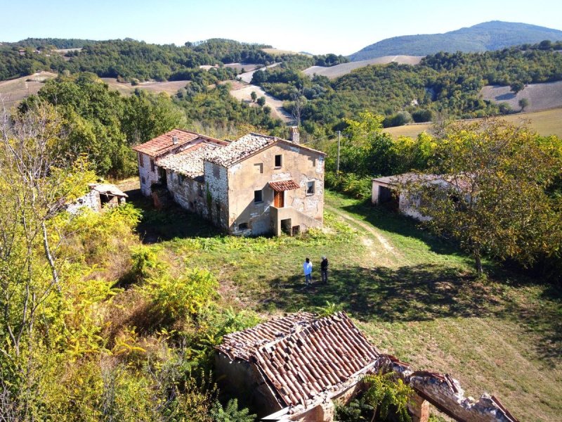 Casa en Arcevia