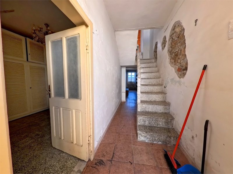 Half-vrijstaande woning in Pozzomaggiore