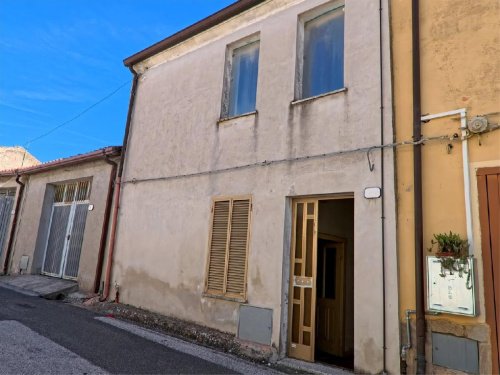 Half-vrijstaande woning in Pozzomaggiore