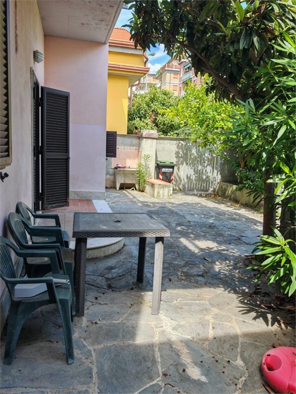 Casa geminada em Carrara