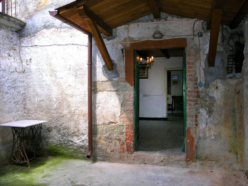 Casa semi indipendente a Comano