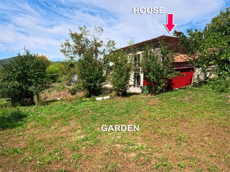Casa geminada em Minucciano