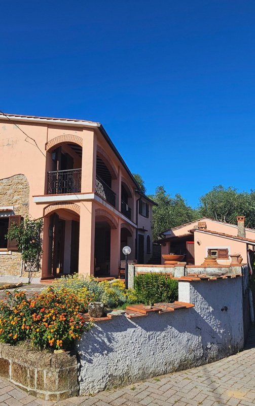 Detached house in Buti