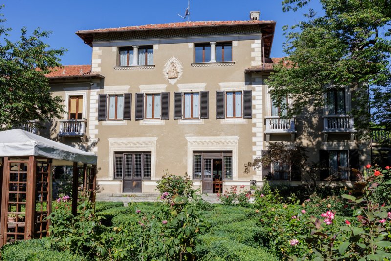 Villa in Cuneo