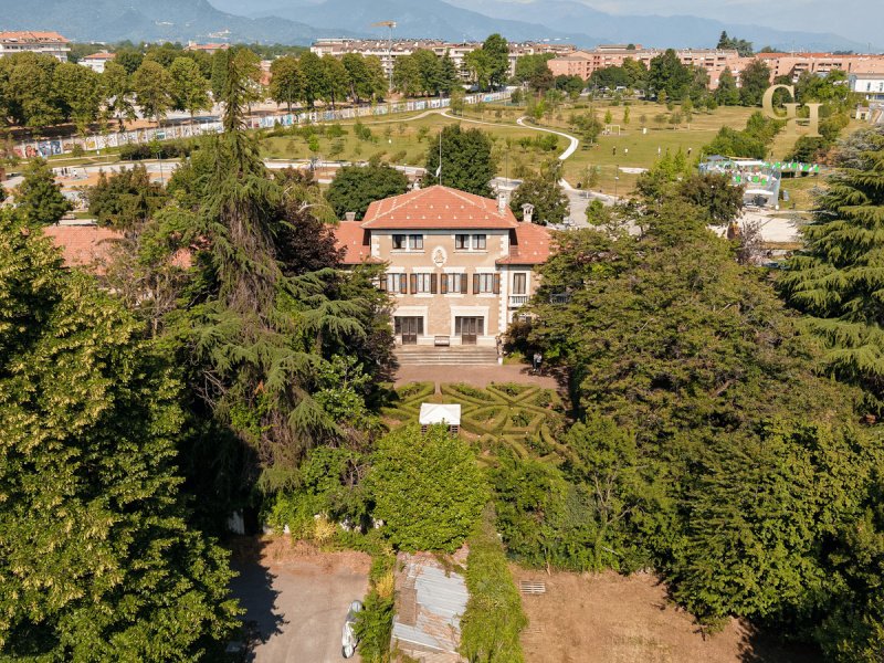 Villa in Cuneo