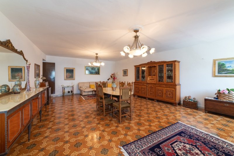 Casa independiente en Cetraro