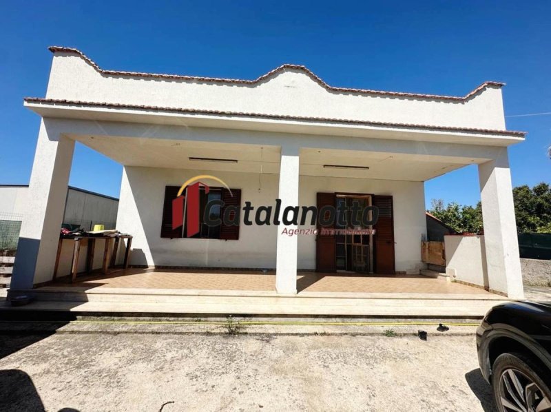 Casa independente em Selinunte