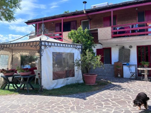 Casa independente em Roseto degli Abruzzi