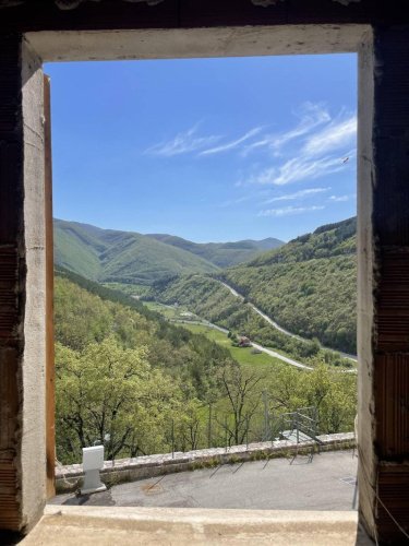 Half-vrijstaande woning in Foligno