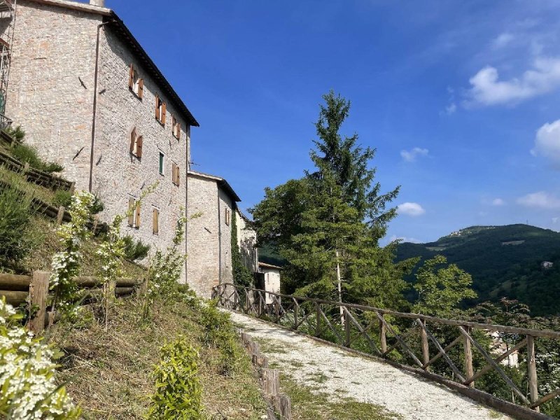Semi-detached house in Sellano