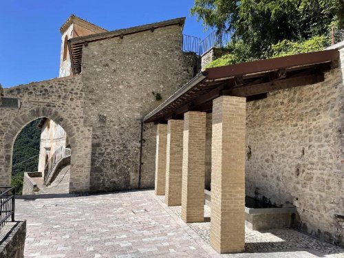Semi-detached house in Sant'Anatolia di Narco