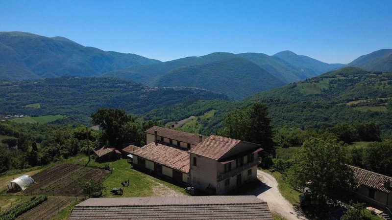 Country house in Cerreto di Spoleto