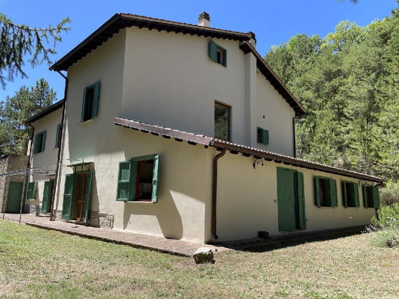 Casa de campo em Preci