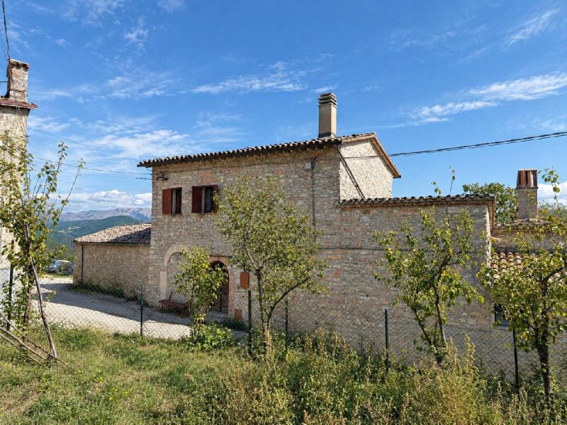 Parhus i Sellano