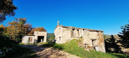Casa de labranza en San Severino Marche