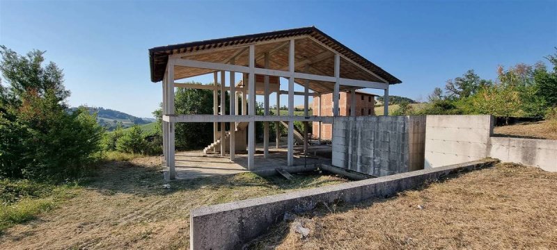 Дом в Сан-Северино-Марке