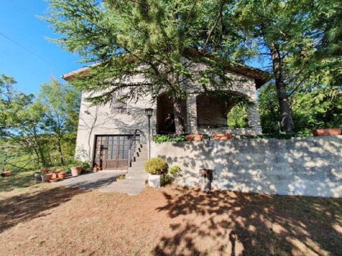 Casa indipendente a Castelraimondo