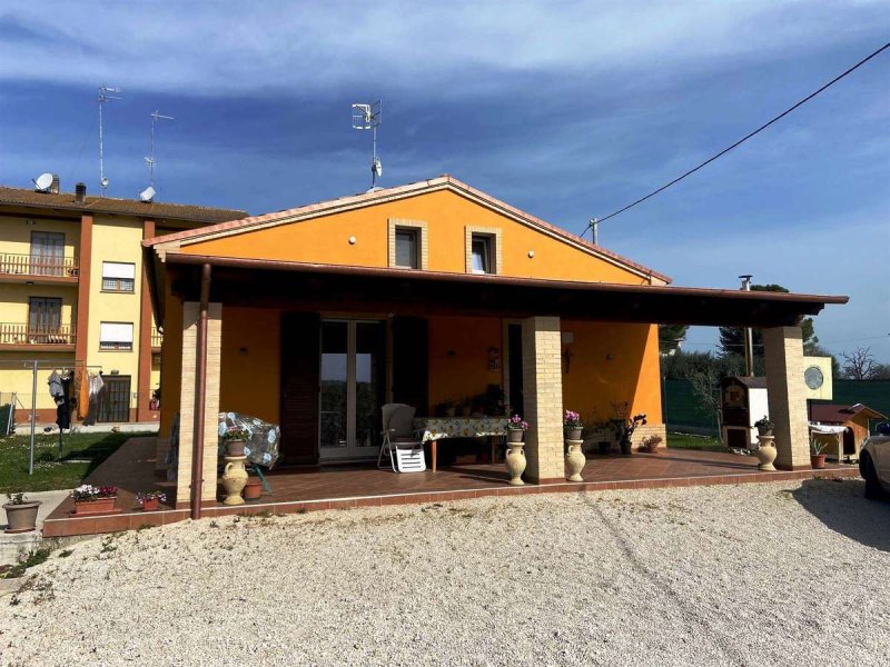 Einfamilienhaus in Treia