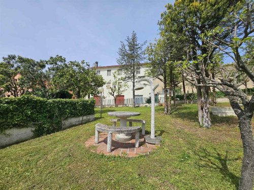 Huis in San Severino Marche