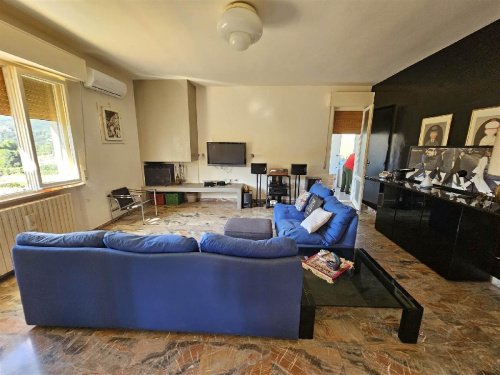 Maison individuelle à San Severino Marche