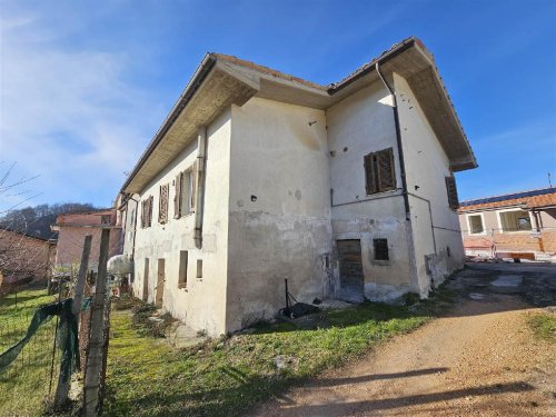 Maison individuelle à San Severino Marche