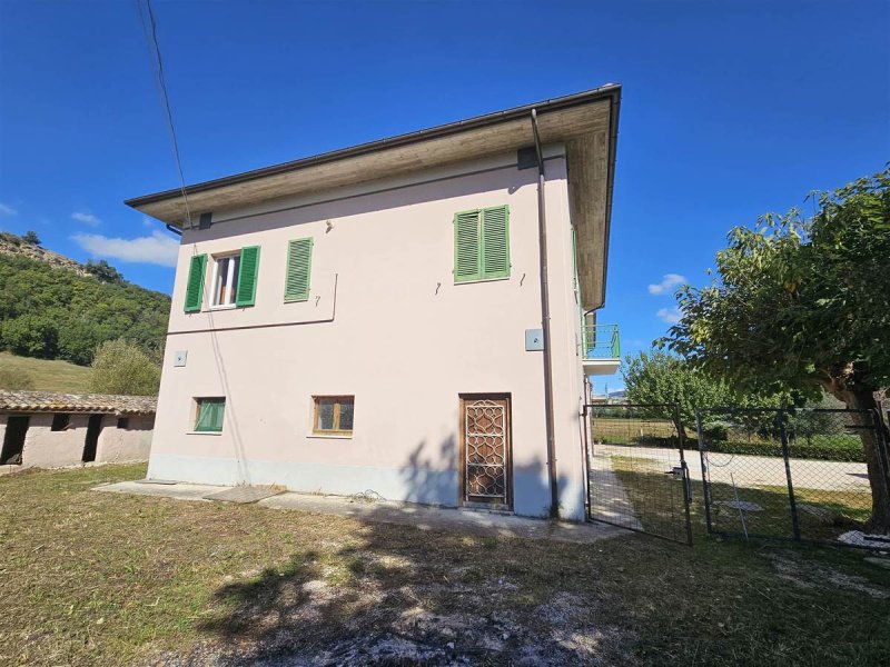 Maison individuelle à San Severino Marche