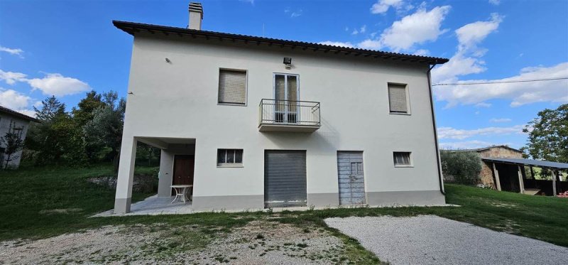 Vrijstaande woning in San Severino Marche