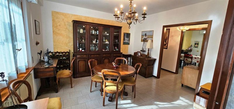 Wohnung in Castelraimondo