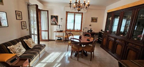 Wohnung in Castelraimondo