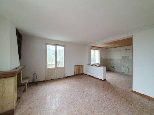 Parhus i San Severino Marche
