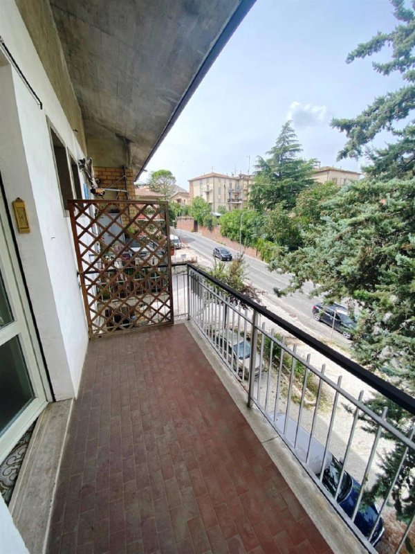 Apartamento em Castelraimondo