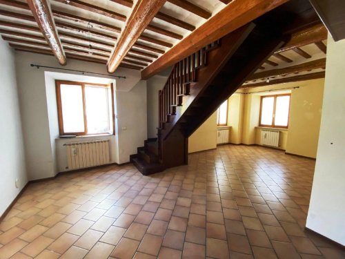 Semi-detached house in Esanatoglia