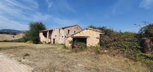 Casa en Treia