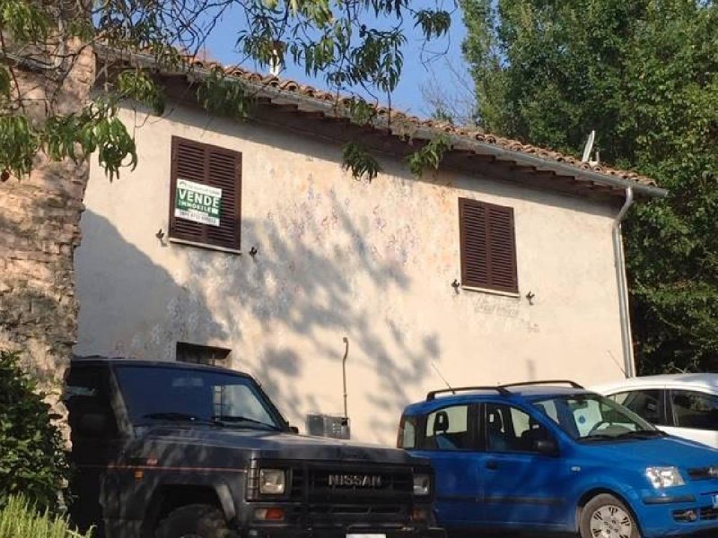 Eigenständiges Appartement in Matelica