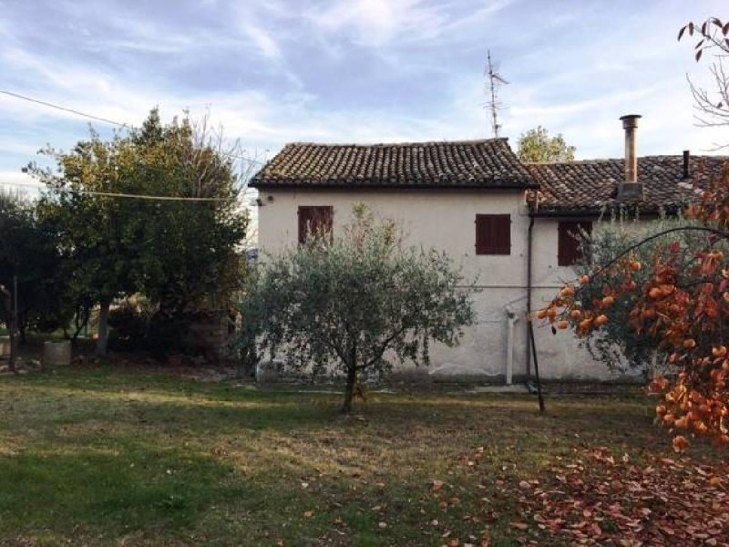 Semi-detached house in San Severino Marche