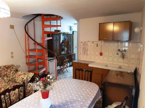 Casa semi-independiente en San Severino Marche