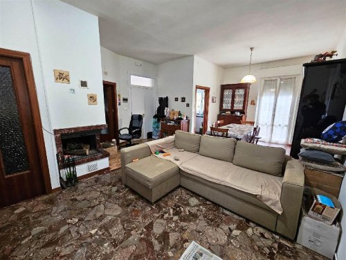 Apartamento en San Severino Marche