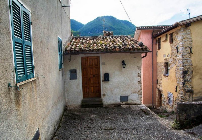 Maison jumelée à Sefro
