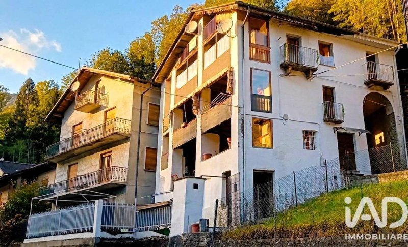 Einfamilienhaus in Viù