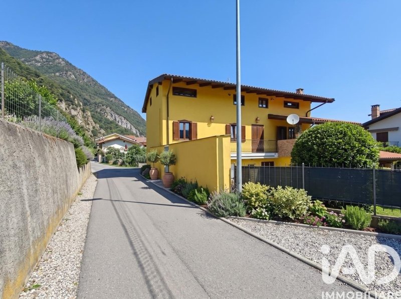 Apartamento em Sant'Ambrogio di Torino