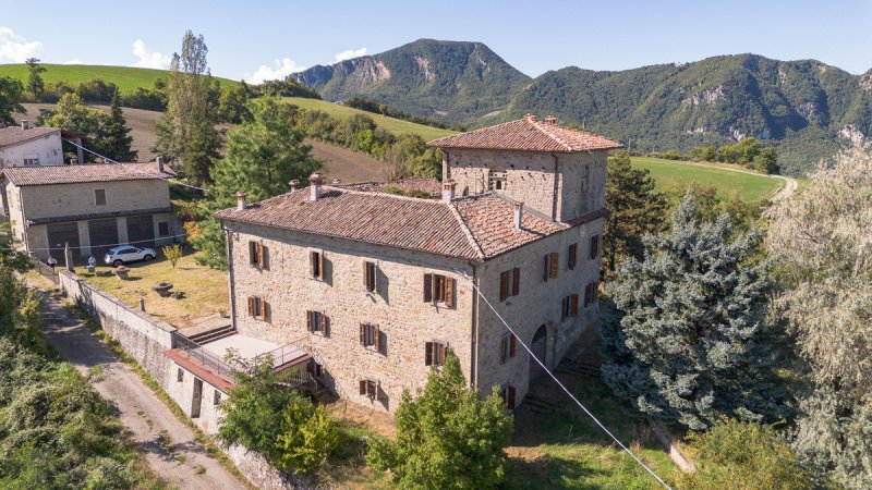 Palazzo a Grizzana Morandi
