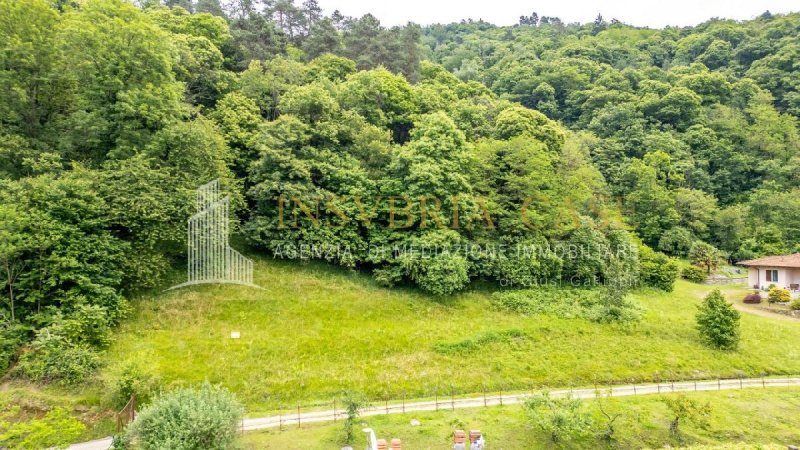 Byggtomt i Montegrino Valtravaglia